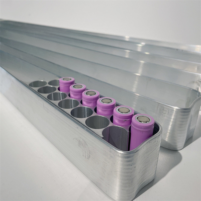 Cilindrische de Uitdrijvingspijp van het Batterijaluminium met Verzamelleiding voor EV ESS