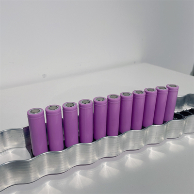 Cilindrische de Uitdrijvingspijp van het Batterijaluminium met Verzamelleiding voor EV ESS