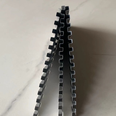 Aluminium 3003 Fin met aangepaste vorm Voor koud plaat in thermisch beheer