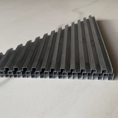 Aluminium 3003 Fin met aangepaste vorm Voor koud plaat in thermisch beheer